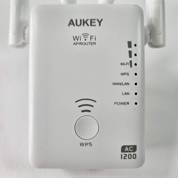 Aukey AC1200 Dual Band Wireless Adapter WF-R8 Router Repeater - Picture 7 of 12